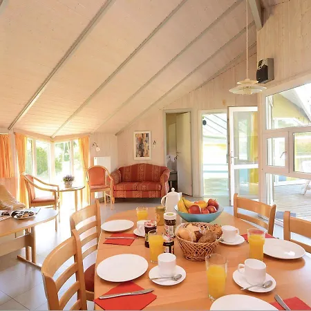 Five-bedroom Holiday In *